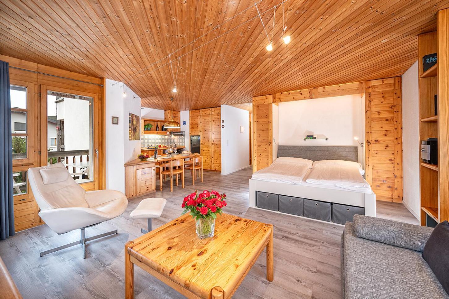 Schweizerhof Ferienwohnungen Lenzerheide 1 Room photo